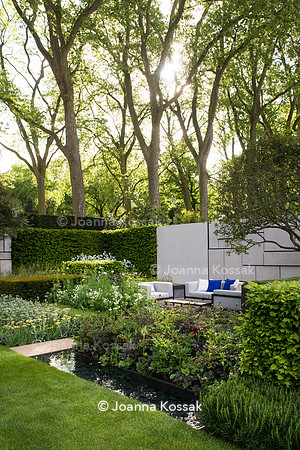 The Telegraph Garden, Chelsea Flower Show 2015 by garden photographer Joanna Kossak