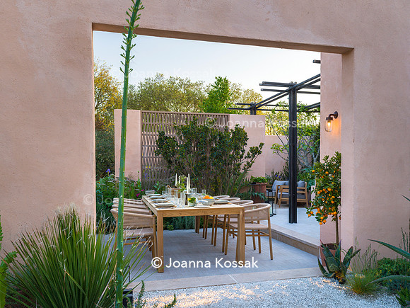 Hamptons Mediterranean Garden