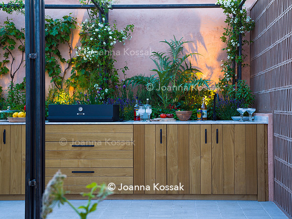 Hamptons Mediterranean Garden