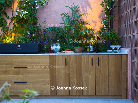 Hamptons Mediterranean Garden