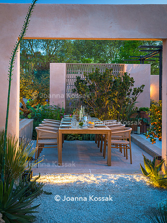 Hamptons Mediterranean Garden