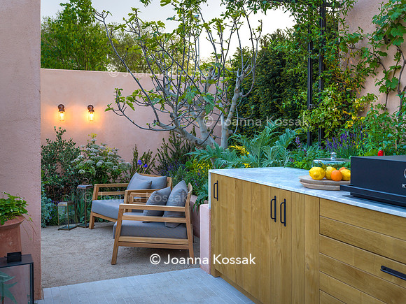 Hamptons Mediterranean Garden