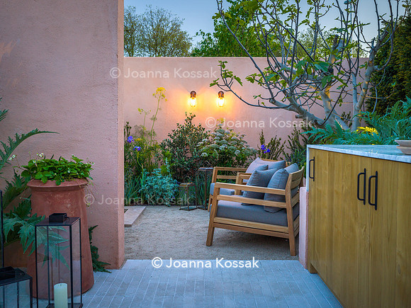Hamptons Mediterranean Garden