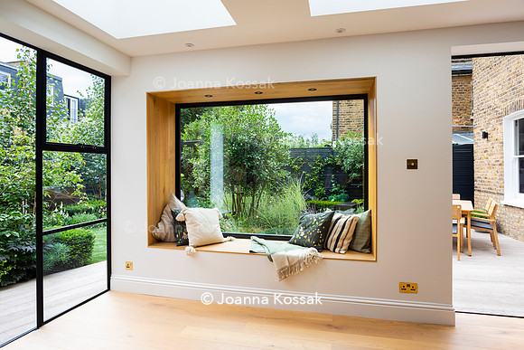 Wandsworth garden. Designed by Tony Woods/ Garden Club London, All Photos © Joanna Kossak
