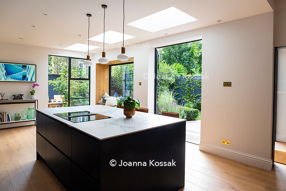 Wandsworth garden. Designed by Tony Woods/ Garden Club London, All Photos © Joanna Kossak