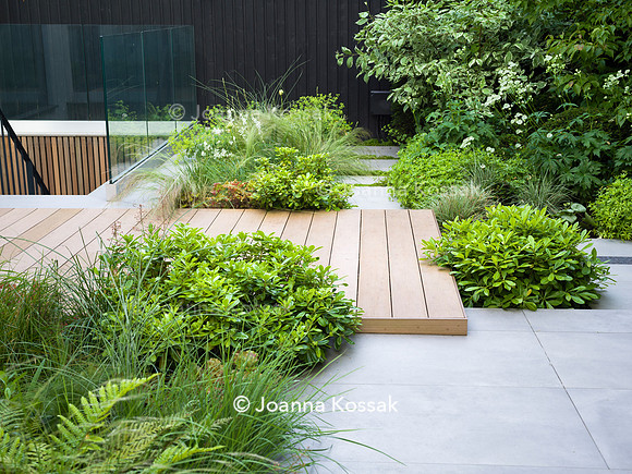 Edge Hill garden. Designer Tom Howard. All Photos © Joanna Kossak