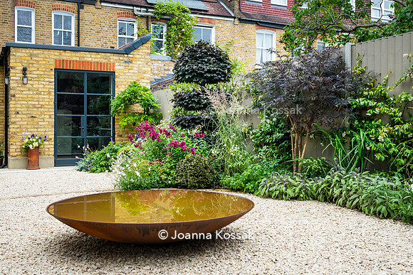 Wimbledon Garden. Designed by Tony Woods/ Garden Club London, All Photos © Joanna Kossak