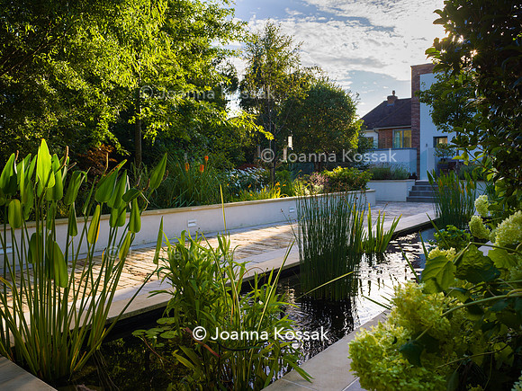 Roehampton garden, Designer Formosa Landscapes/ Neal Harrington All Photos © Joanna Kossak