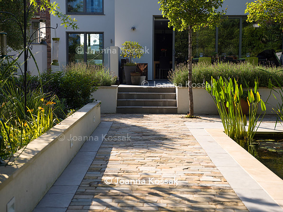 Roehampton garden, Designer Formosa Landscapes/ Neal Harrington All Photos © Joanna Kossak