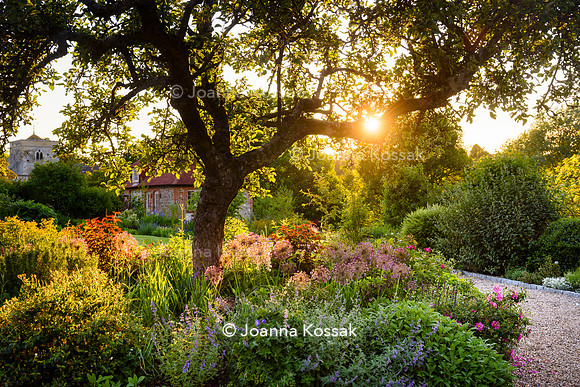 Old Vicarage, Designer Kate Smith, All Photos © Joanna Kossak