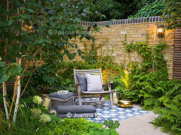 Melody Rd garden. Designed by Harrington Potter/ Chris Harrington All Photos © Joanna Kossak