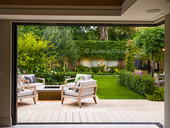 Melody Rd garden. Designed by Harrington Potter/ Chris Harrington All Photos © Joanna Kossak