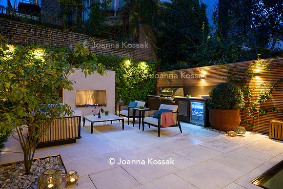 Vicarage Gardens, Designer Maitanne Hunt All Photos © Joanna Kossak