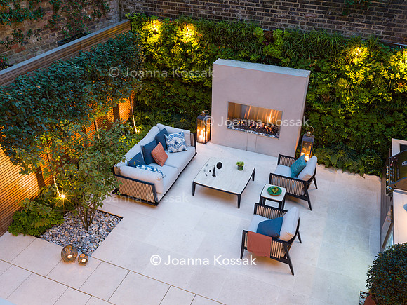 Vicarage Gardens, Designer Maitanne Hunt All Photos © Joanna Kossak