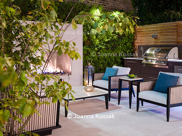 Vicarage Gardens, Designer Maitanne Hunt All Photos © Joanna Kossak