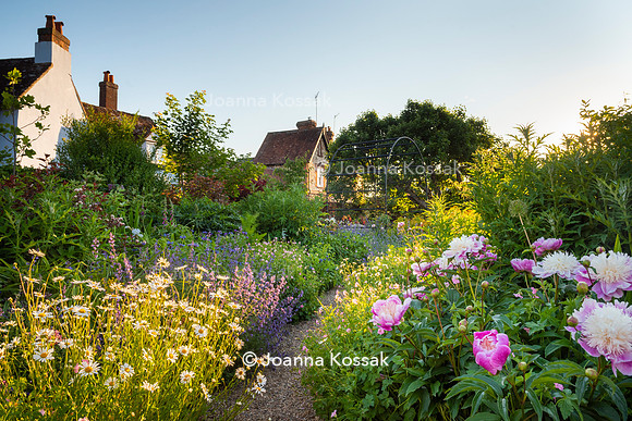 Old Vicarage, Designer Kate Smith, All Photos © Joanna Kossak