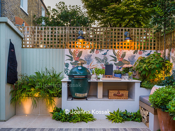 Hottam Rd garden. Designed by Harrington Potter/ Chris Harrington All Photos © Joanna Kossak