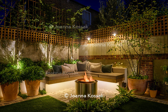 Hottam Rd garden. Designed by Harrington Potter/ Chris Harrington All Photos © Joanna Kossak