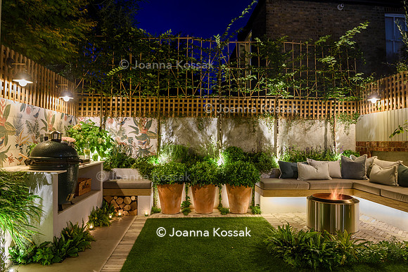 Hottam Rd garden. Designed by Harrington Potter/ Chris Harrington All Photos © Joanna Kossak