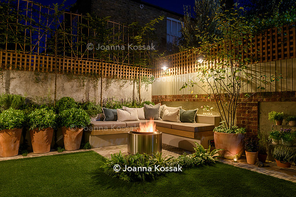 Hottam Rd garden. Designed by Harrington Potter/ Chris Harrington All Photos © Joanna Kossak