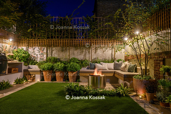 Hottam Rd garden. Designed by Harrington Potter/ Chris Harrington All Photos © Joanna Kossak