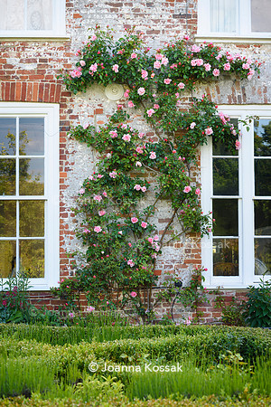 Old Vicarage, Designer Kate Smith, All Photos © Joanna Kossak