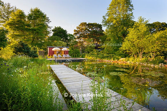 Ivy Cottage garden, Designer Matthew Childs, All Photos © Joanna Kossak
