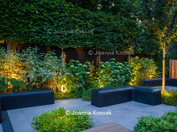 Edge Hill garden. Designer Tom Howard. All Photos © Joanna Kossak