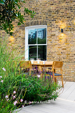 Wandsworth garden. Designed by Tony Woods/ Garden Club London, All Photos © Joanna Kossak