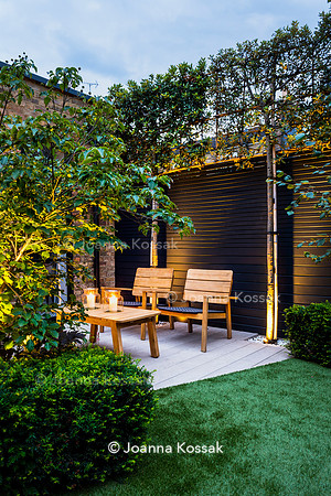 Wandsworth garden. Designed by Tony Woods/ Garden Club London, All Photos © Joanna Kossak