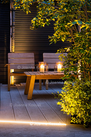 Wandsworth garden. Designed by Tony Woods/ Garden Club London, All Photos © Joanna Kossak
