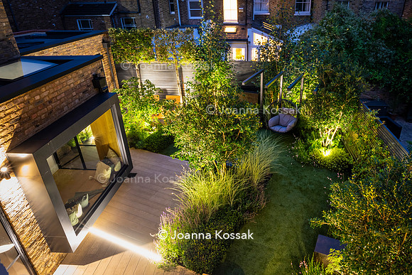 Wandsworth garden. Designed by Tony Woods/ Garden Club London, All Photos © Joanna Kossak