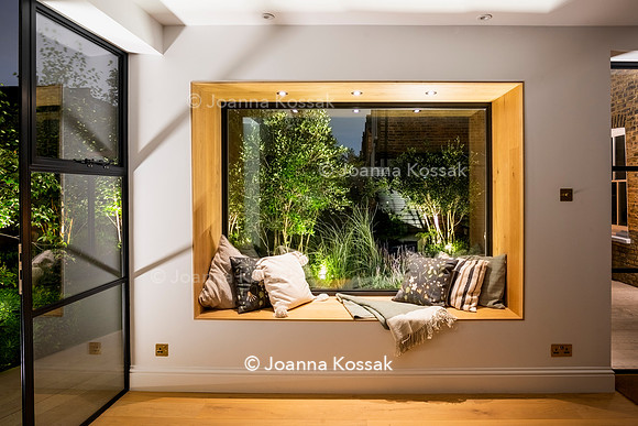 Wandsworth garden. Designed by Tony Woods/ Garden Club London, All Photos © Joanna Kossak