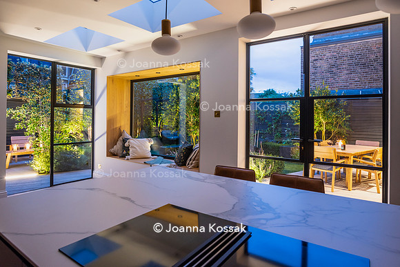 Wandsworth garden. Designed by Tony Woods/ Garden Club London, All Photos © Joanna Kossak