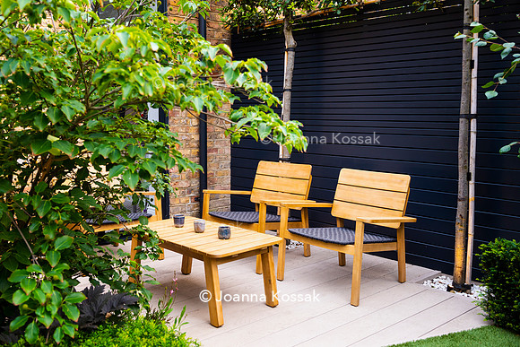 Wandsworth garden. Designed by Tony Woods/ Garden Club London, All Photos © Joanna Kossak
