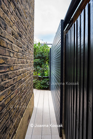 Wandsworth garden. Designed by Tony Woods/ Garden Club London, All Photos © Joanna Kossak