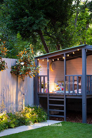 Small family garden in Ealing. Designed by Chris Harrington, All Photos © Joanna Kossak