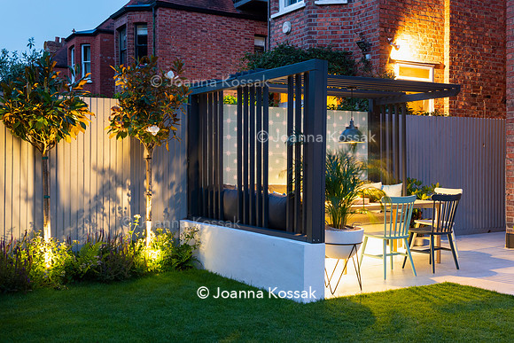 Small family garden in Ealing. Designed by Chris Harrington, All Photos © Joanna Kossak