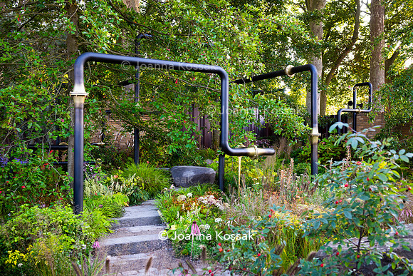 The M&G Garden, Desiners: Charlotte Harris and Hugo Bugg