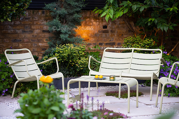 Kensal Garden. Designed by Maitanne Hunt. All Photos © Joanna Kossak