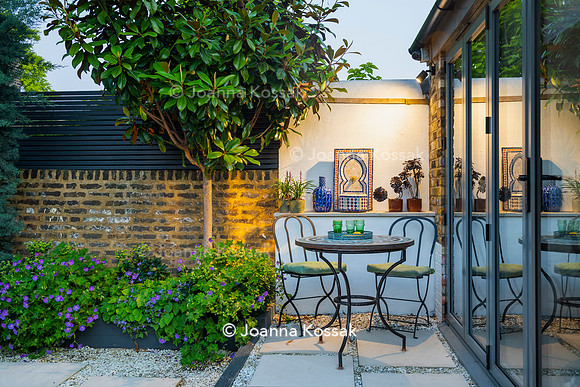 Kensal Garden. Designed by Maitanne Hunt. All Photos © Joanna Kossak