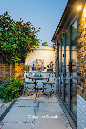 Kensal Garden. Designed by Maitanne Hunt. All Photos © Joanna Kossak