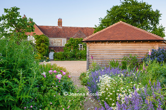 Old Vicarage, Designer Kate Smith, All Photos © Joanna Kossak