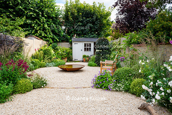 Wimbledon Garden. Designed by Tony Woods/ Garden Club London, All Photos © Joanna Kossak