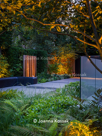 Edge Hill garden. Designer Tom Howard. All Photos © Joanna Kossak