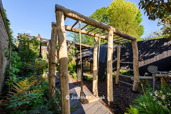 Designer Tony Woods, Qian Gao/ Garden Club London All photos ©Joanna Kossak