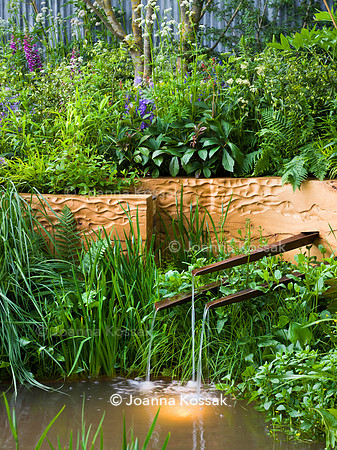 The Octavia Hill Garden by Blue Diamond with the National Trust