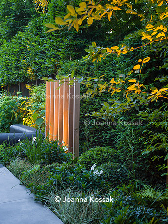 Edge Hill garden. Designer Tom Howard. All Photos © Joanna Kossak
