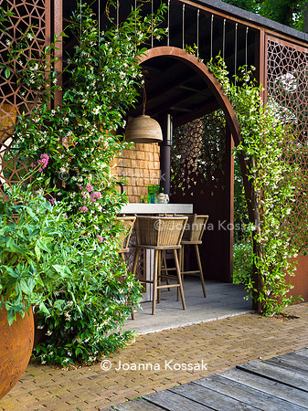 Old Scholl House garden, Designer Matthew Childs, All Photos © Joanna Kossak