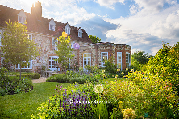 Old Vicarage, Designer Kate Smith, All Photos © Joanna Kossak